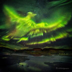 Ein Phoenix-Polarlicht über Island